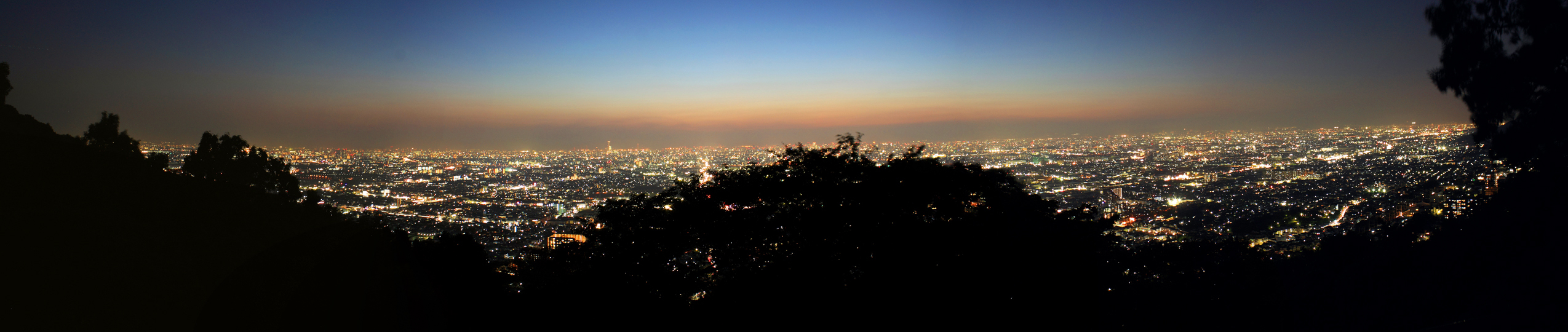 額田山展望台