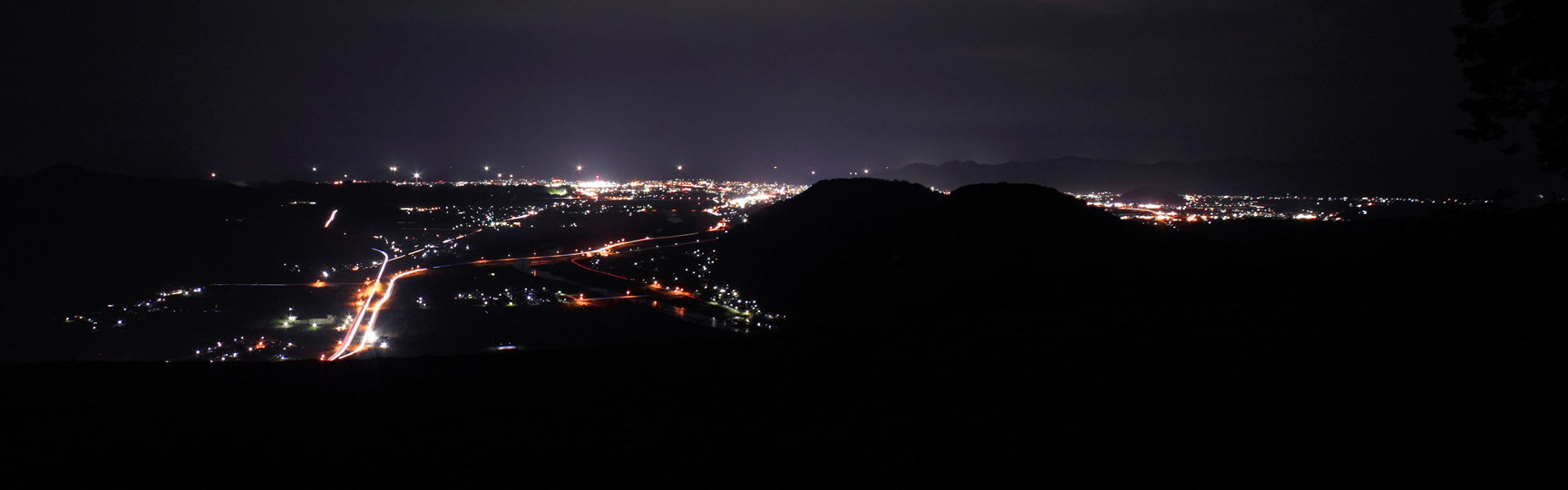 霊石山