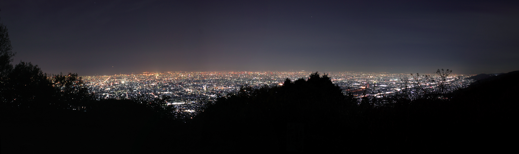 高安山 展望台